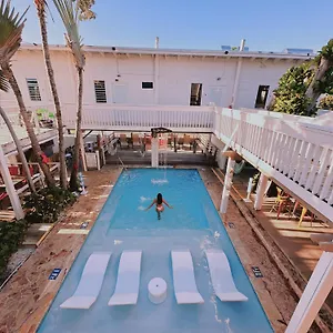 Inn La Jamaca - Island Vibe